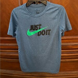 Boys Nike Dri-Fit Short sleeve Tee - Size Medium